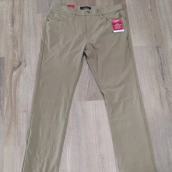 NWT Levi Strauss Signature Men's Action Flex Pro Slim 33x30 - Picture 1 of 4